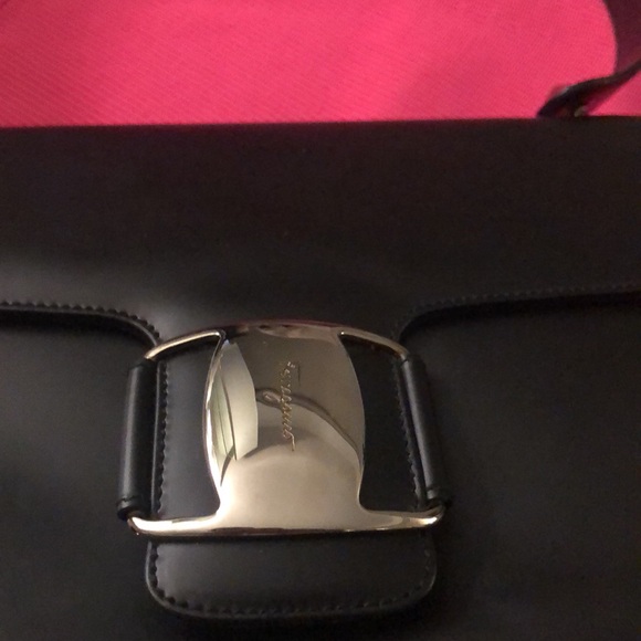 Salvatore ferragamo black vintage bag - Picture 3 of 14